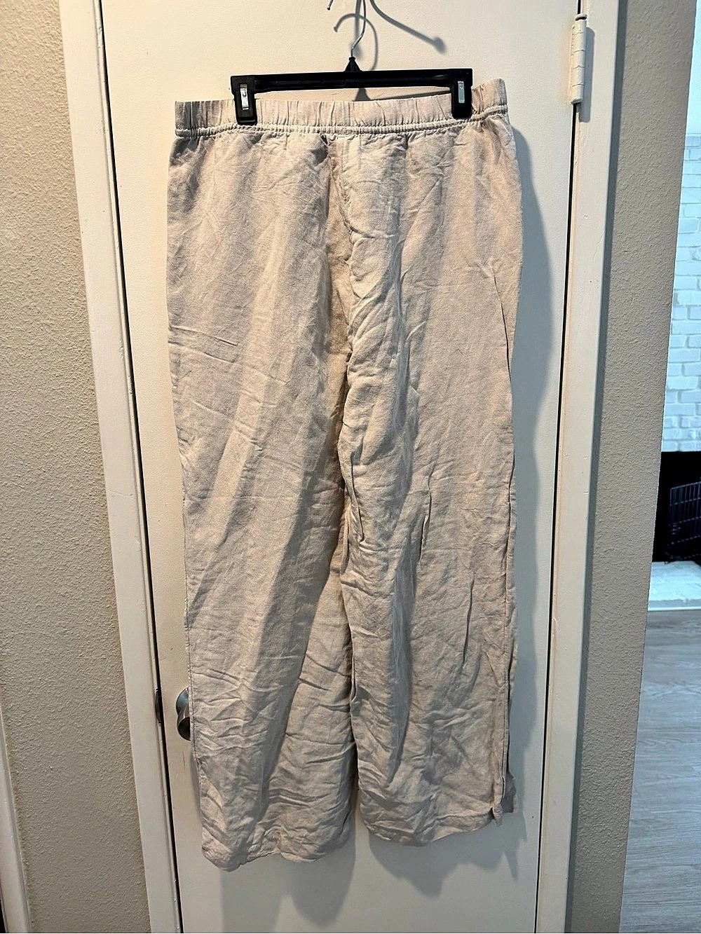 Wide Leg Pants in Beige Like New
